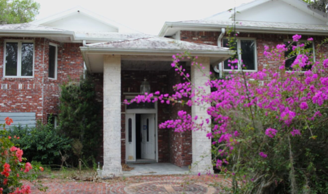 4,600 Sq. Ft. Brick House with 4 Bedrooms, 4.5 Baths
